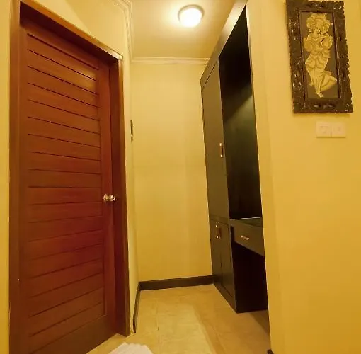 Aw Aparthotel